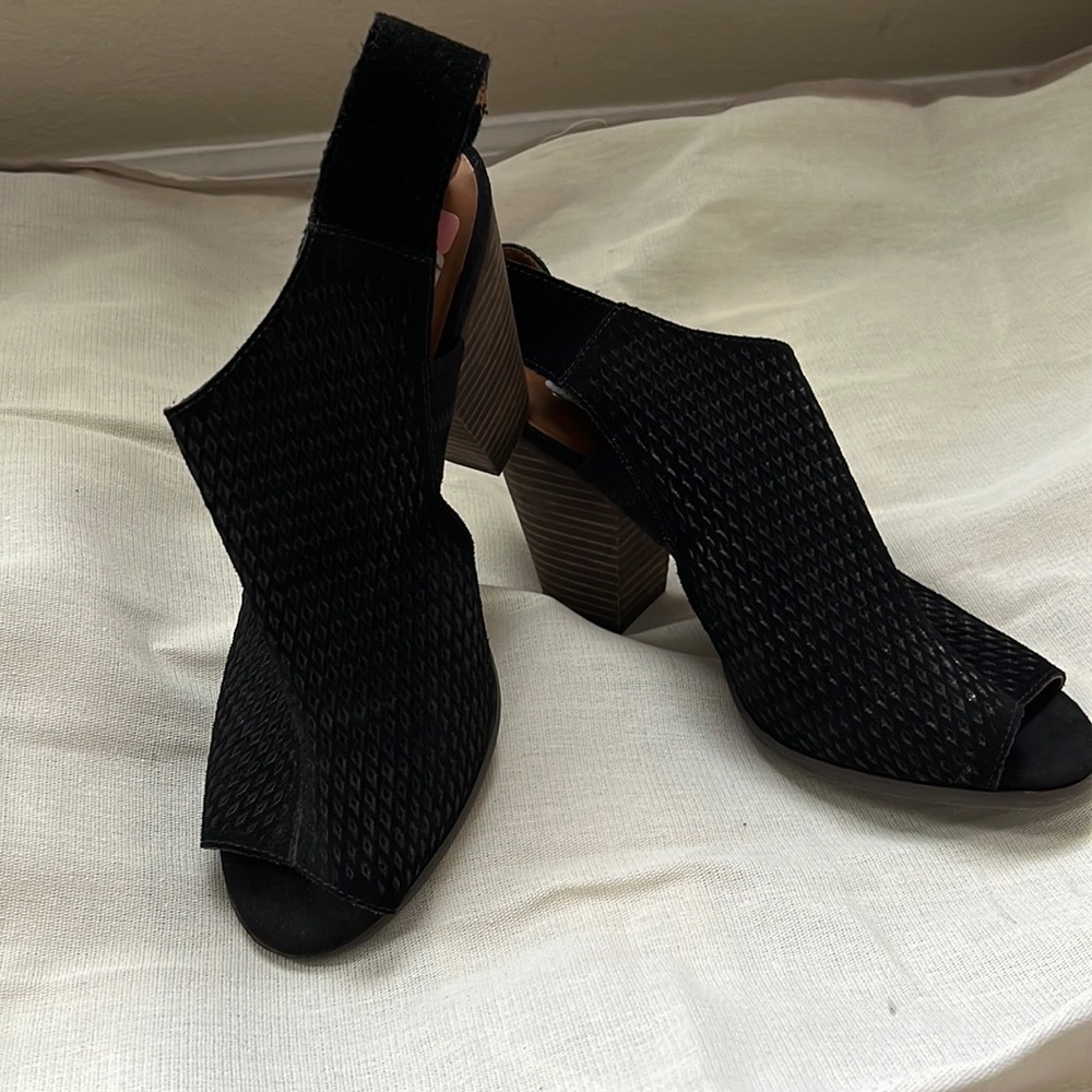 Black Arturo Chiang heels